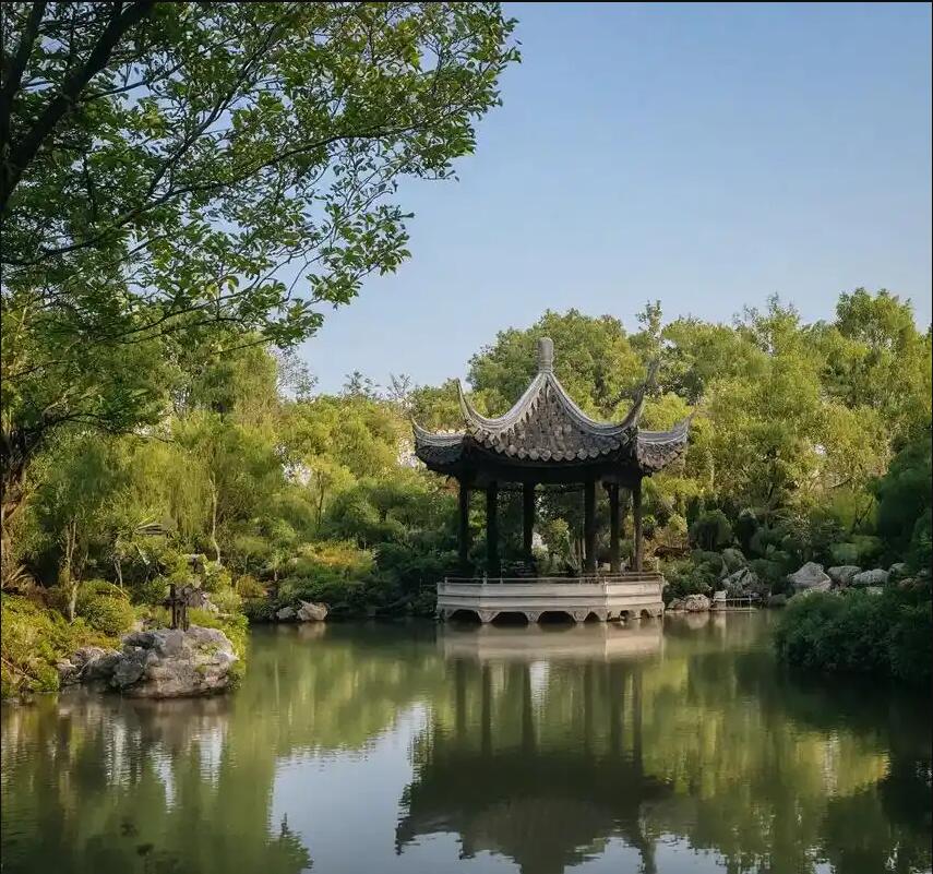 港南区离开餐饮有限公司